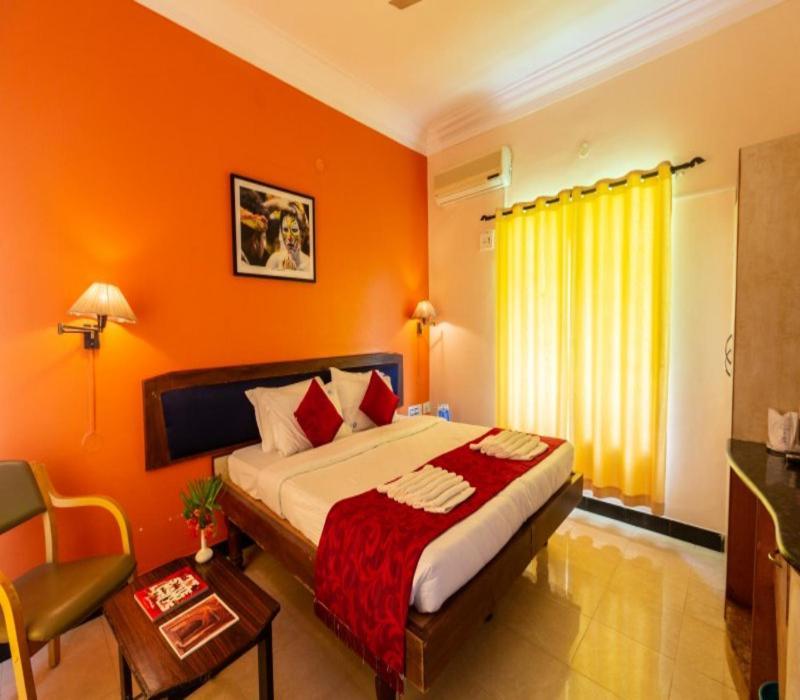 Kstdc Hotel Mayura Bhuvaneshwari Kamalapur 亨比 外观 照片